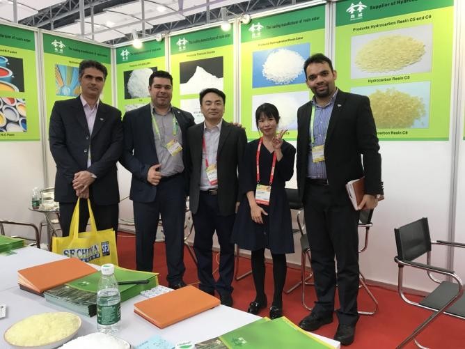 展会大合照.jpg